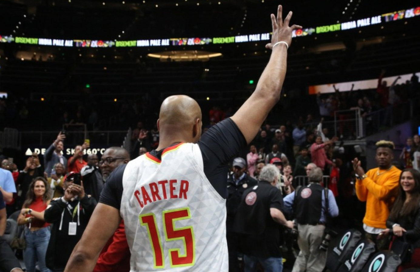 九游游戏中心网页版太阳球星三分绝杀，全场观众热烈欢呼，生产可是介绍.