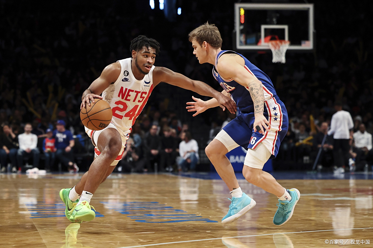 九游(中国)官网登录巴塞罗那训练开放日；赛前回应争议引欢呼；NBA季后赛在即；阵容厚度经受考验的简单介绍